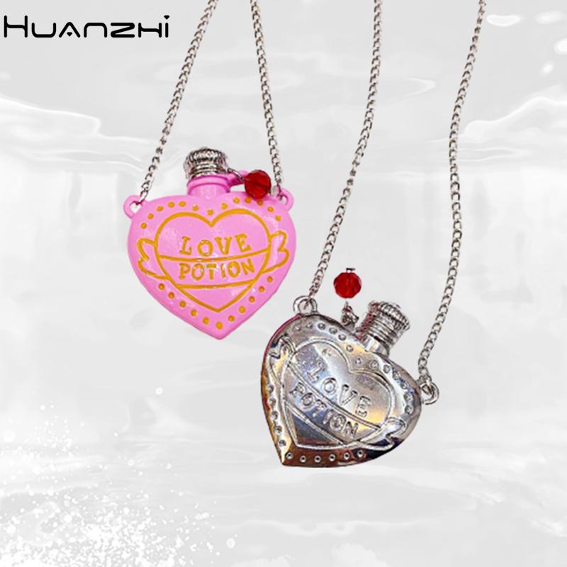 

HUANZHI 2020 New Vintage Harajuku Stereoscopic Pink Heart Bottle Metal Geometric Couple Choker Necklace for Women Party Jewelry