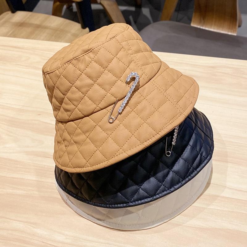 

Punk Style Unisex Diamond Pattern Faux Leather Bucket Hat Solid Color Shiny Rhinestone Metal Pin Panama Fisherman Cap, Bk