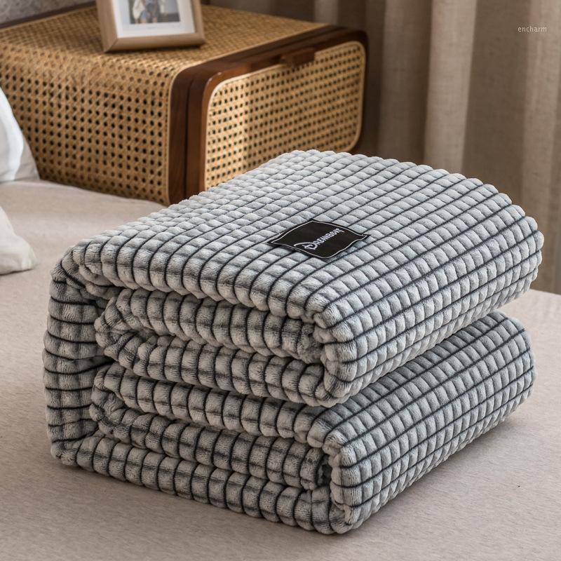 

Flannel Home Warm Plaid Blanket Bed Sheet Home Baby Comforter Sleeping COvering1