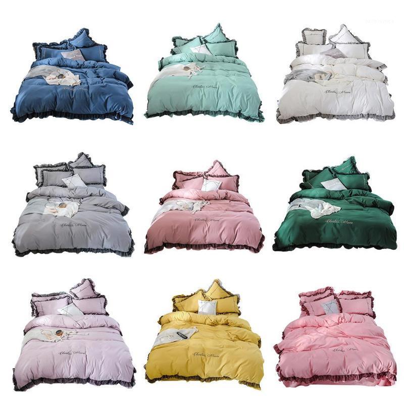 

4 Piece Bedding Set Skin Friendly Fade Resistant  Bedding Set With Duvet Cover And Bed Sheet And 2 Pillowcases1, White