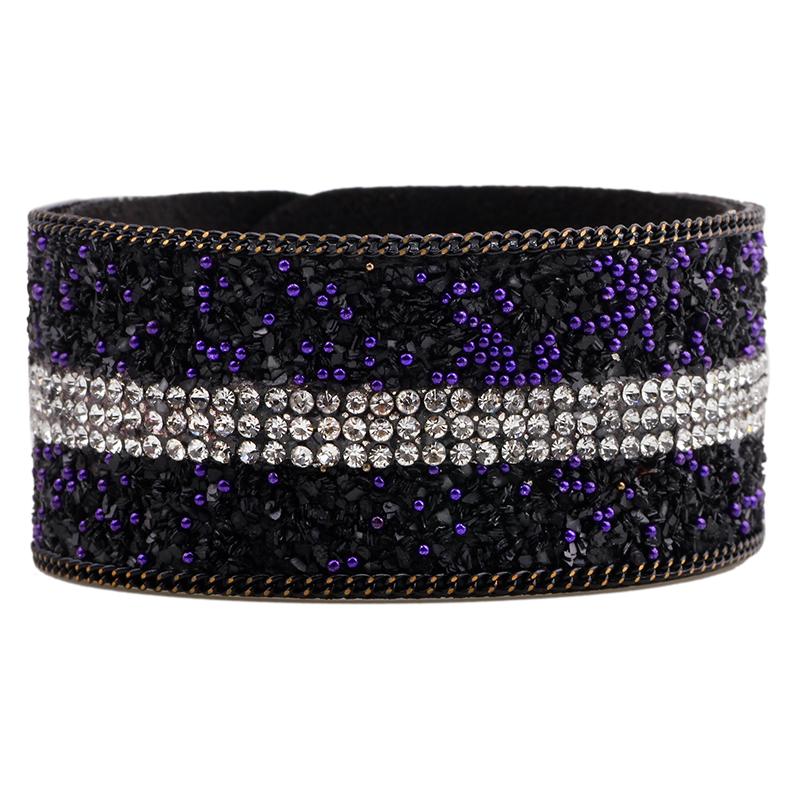 

Charm Bracelets Charming Crystal Leather Bracelet For Women Fashion Trendy Wide Buttons Bangles High Quality Jewelry Accessories