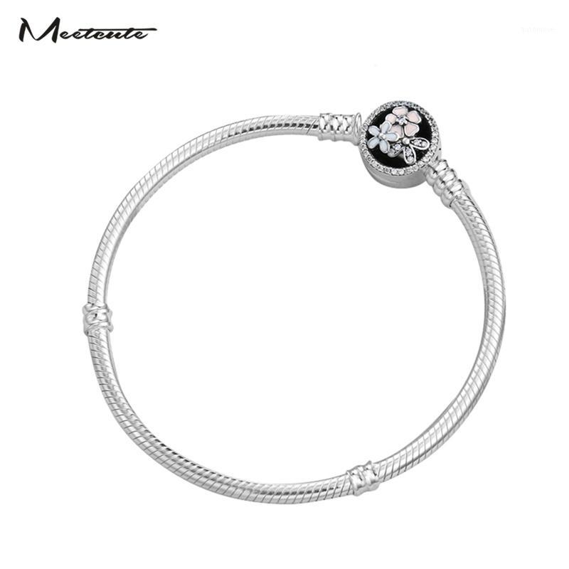 

Meetcute Classic Silver Plated Copper Bracelet Daisy Cherry Buckle Full Cubic Zirconia Button Diy Bracelets & Bangles For Women1