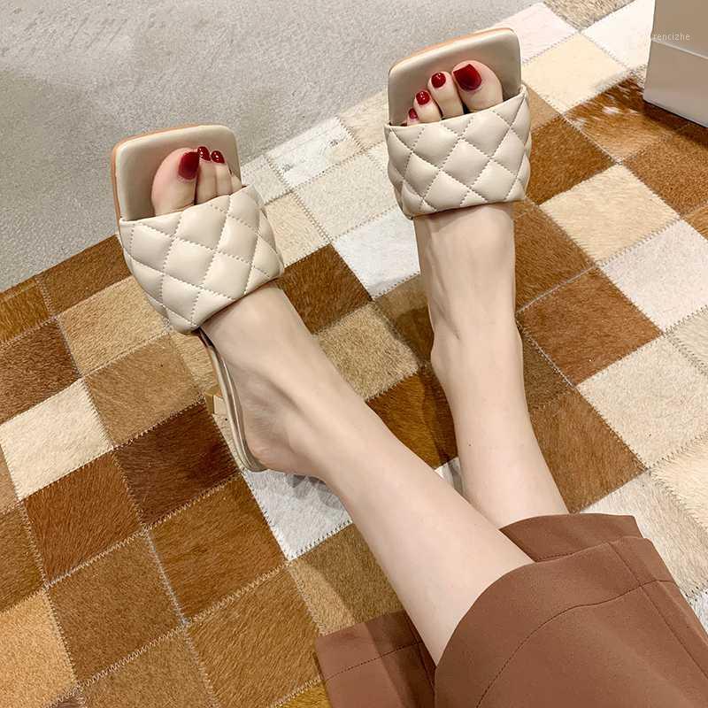 

Black Beige Low Heel Slippers Women Diamond Pattern Square Toe Slippers Summer Thin Heel Sandals Women Pu Leather Sandals1