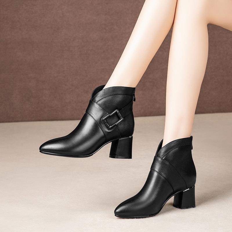 

JINTOHO Solid Leather Boots Woman Zipper Boots Winter warm plush Short Ankle Booties 2020 new New High-heeled Shoes 815-3, Beige