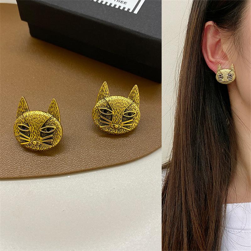 

Bronze Golden Cat Women Earrings Design Niche Korean New Style Cool Animal Fashion Avant-garde earrings Jewelry Hangzhi 2021