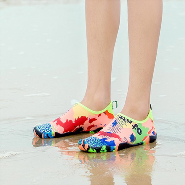 

2021 Hot Swimming Shoes Unisex Sneakers Size 35-46 Quick-Drying Aqua Shoes Water zapatos de mujer for Beach Women Men Shoes, White;red