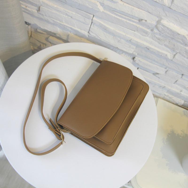 

2021 new Korean small square bag retro simple Pu messenger bag women's trend, Black