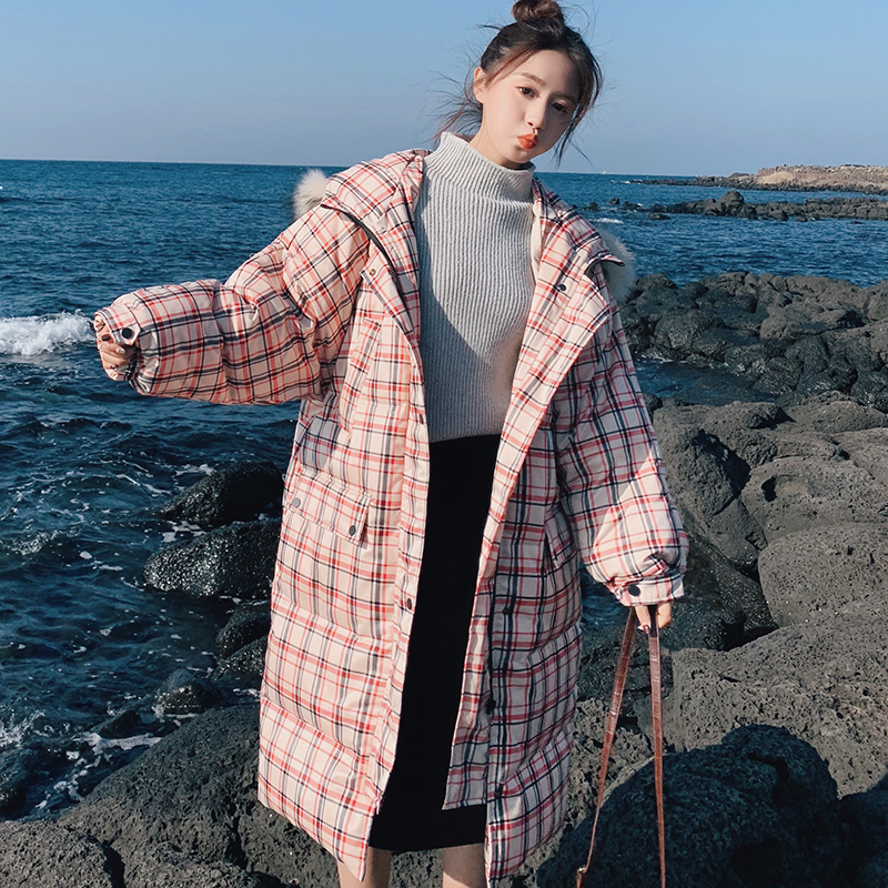 

2021 New Female Winter Jacket Long Fur Collar From the Red Sweet Hot Plaid Loose with Hoodie New Fashion Cotton Woman's Coat Gz8 V432, Pink