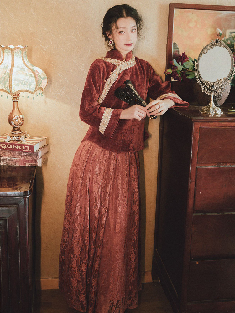 

Female Set of Two Suit Ensembles Dress Vintage Embroidered Top Velvet and Long Lace Skirt Cheongsam 2021 Spring Zfo8, Beige