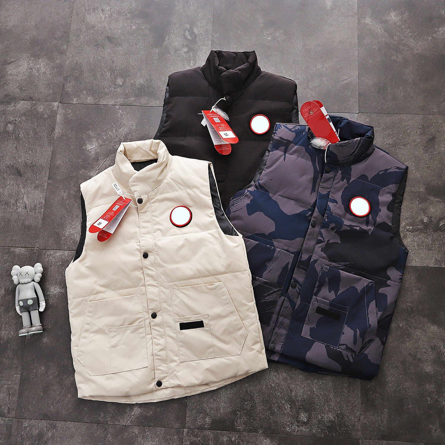 

most popular street tops mens vest warm comfortable high Top waterproof silk nylon white duck down padded winter outdoor sports down vest, Beige