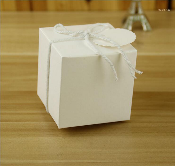 

7*7*7CM European-Style Wedding Sugar Bag Retro Kraft Paper DIY Candy Box Carton Packaging Snack Box Wedding Favor Party Supplies1