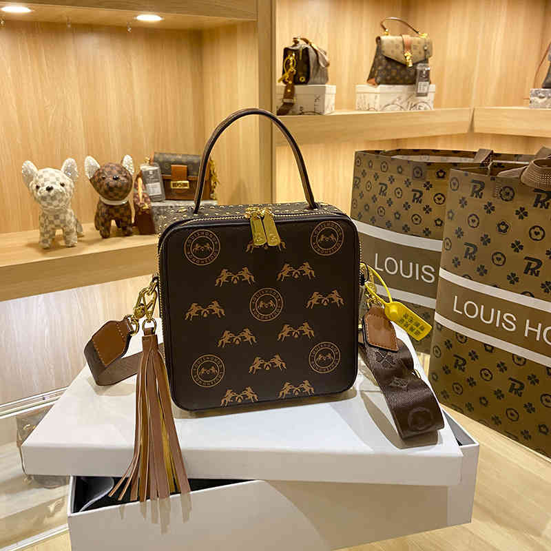 

60% OFF high quality glory mini mobile phone shoulder sash new female bag, Coffee yellow color matching