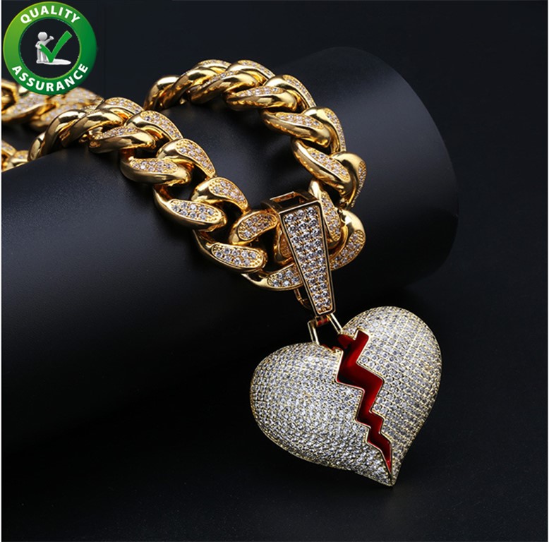 

Hip Hop Jewelry Designer Necklace Iced Out Pendant Cuban Link Chain Gold Diamond Break Heart Pendants Luxury Bling Charm Rapper Men Wedding