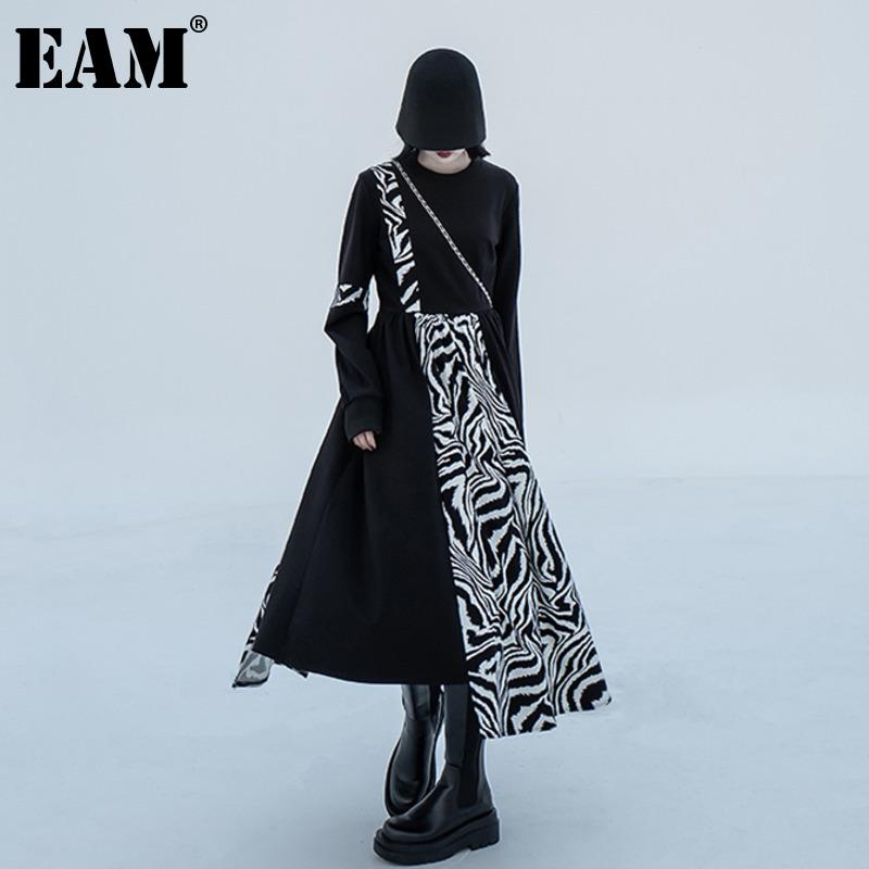 

EAM] Women Irregular Print Pattern Long Dress New Round Neck Long Sleeve Loose Fit Fashion Tide Spring Autumn 2021 1DD2674, Black