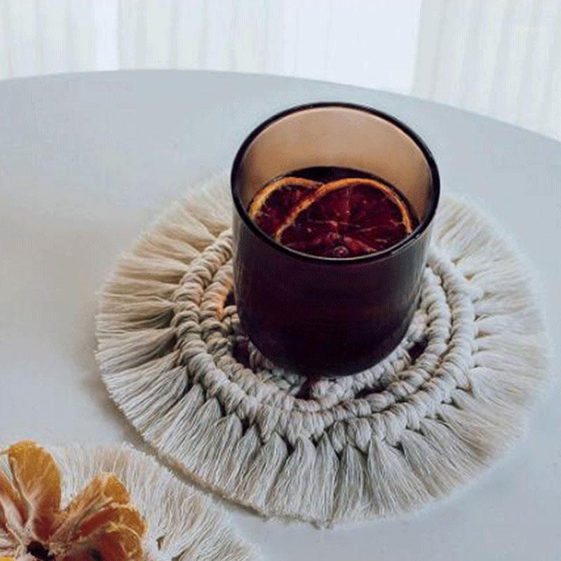 

Cup mat Northern Europe Cup Pad Non-slip Insulation Mats Pure Handmade Cotton Braid Macrame Tablecloth Table Mat For Kitchen1
