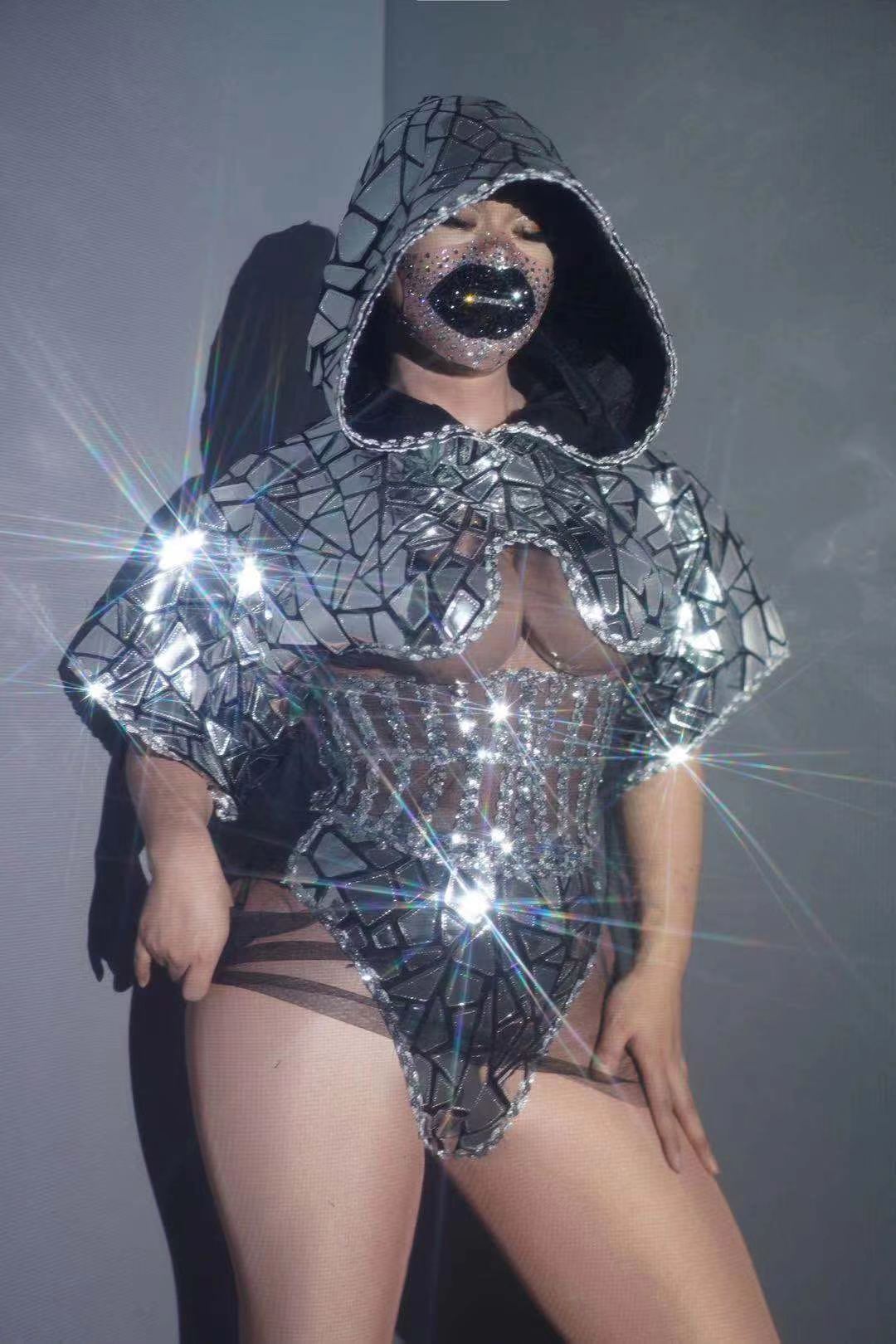 

Hip Hop Rock Nightclub Stage Wear Silver Black Sequins Faux Mirror Hooded Cloak Shorts Belt Outfit/Set Bar Party Show Singer Dancer Costume, Silver not mask