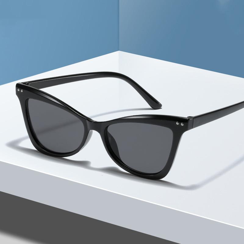 

Cat Eye Sunglasses Woman Stylish Glasses for Women 2021 New Cmaos Street Shot Light Blocking Eyewear Uv400 Trendy Driving Oculos