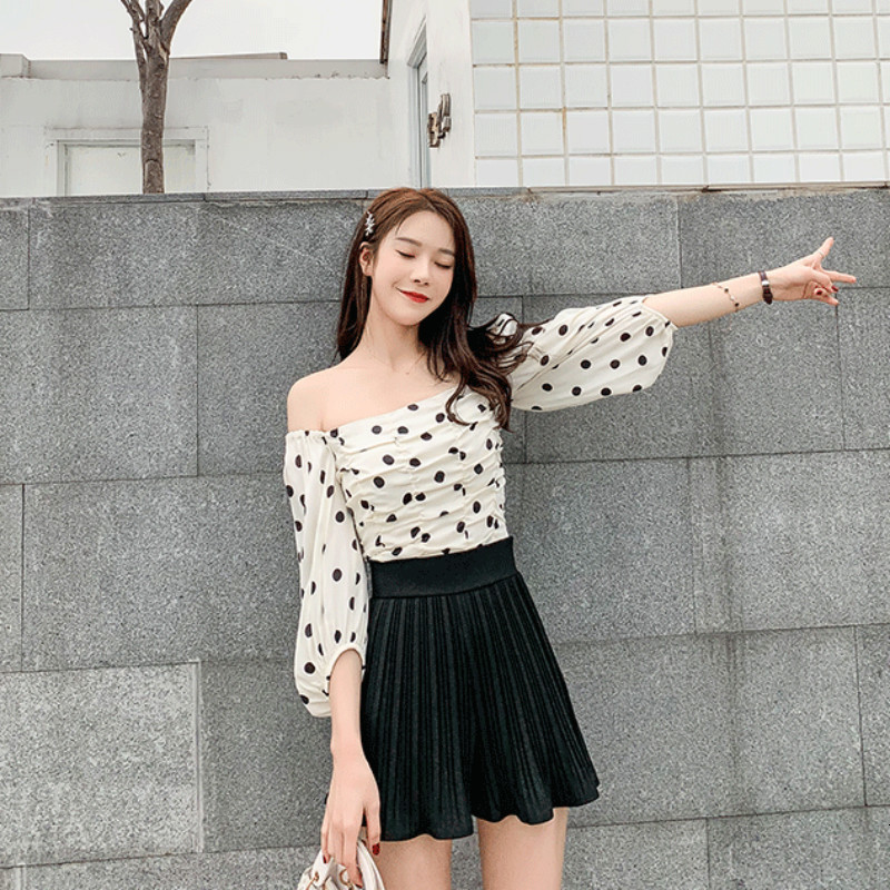 

New Chic Women Joint Mini Shorts Points with Preachers Draped 2021 From Ladies of Designer Tuesdays Off the Shoulder Top Dcxq, Black