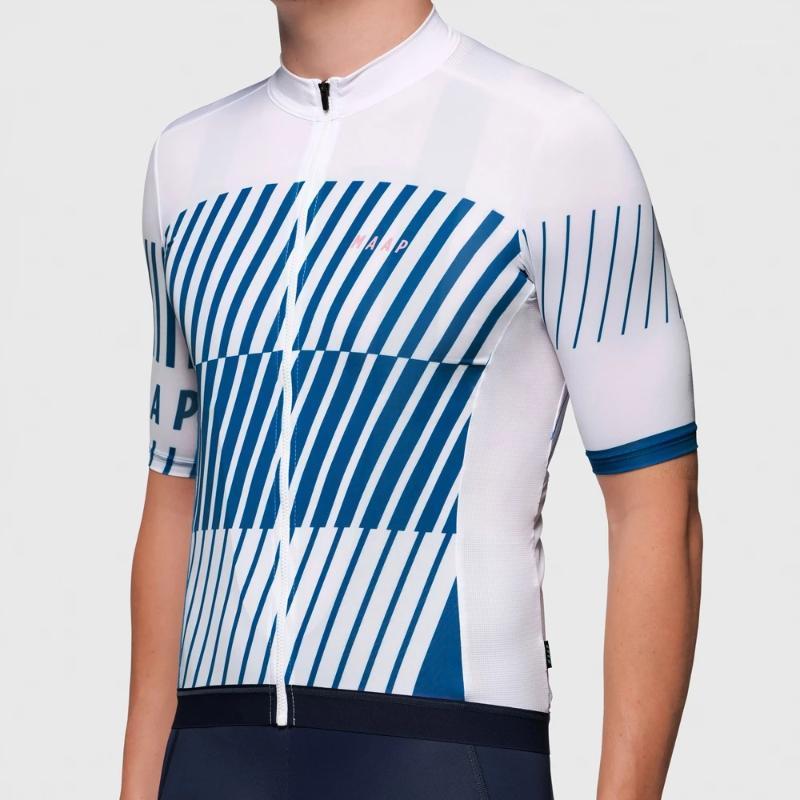 

2020 New ligthweight pro fit short sleeve cycling jersey short sleeve cycling clothes road bicycle gear1
