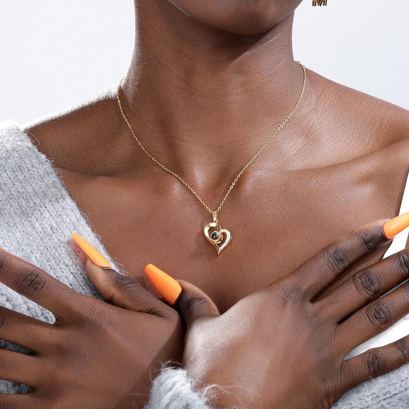 

2020 New 100 Languages I Love You Rose Gold Fashion Heart Projection Zircon Jewelry Necklace for Women Chain on the Neck Choker