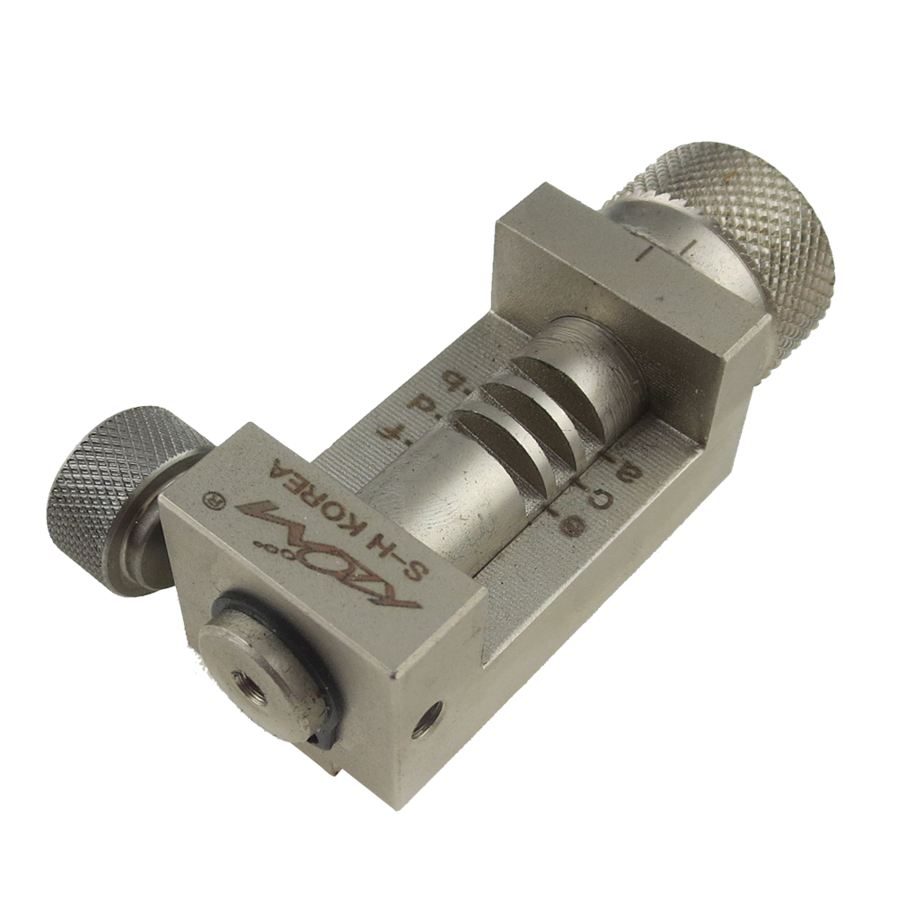 

Klom Mondeo jaguar key code machine Full Set Key Cutting Machine Fixture Tool For Copy Ford Key Clamp