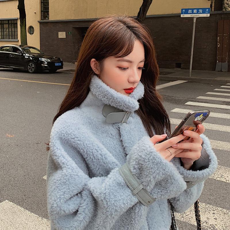 

Swyivy Winter Fur Coats Women Lamb Fur Jackets Coat 2020 New Female Fashion Blue Outwear Coats Furry Jackets Ladies