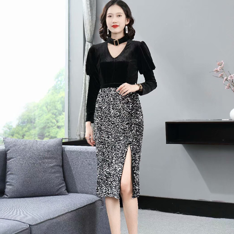 

2021 Sexy New Spring with Long Sleeve V-cleavage Neckline Thin Belt Adjusting Mid-length Spangles in High-quality Velvet Women' Psd7, Black