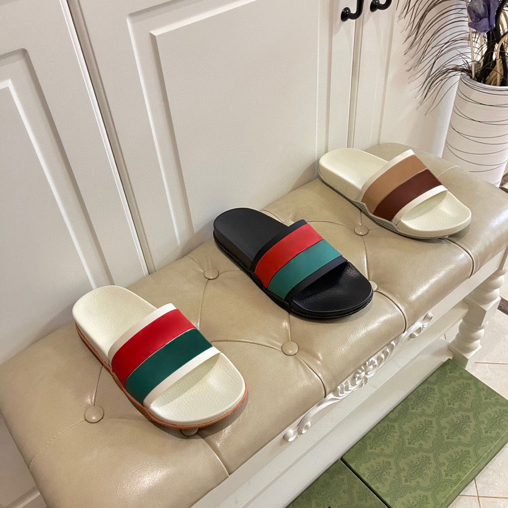 

The latest slipper designer imported PVS combination bottom couple style 35-46, Chocolate