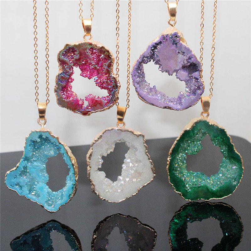 

Natural Stone Hole Necklace Irregular Purple Crystal Pendant Gold Color for Women 1pcs