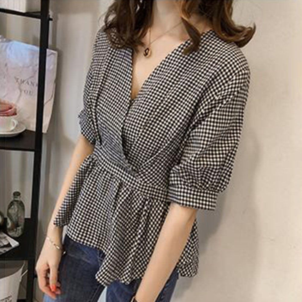 

2021 New Summer Korean Plaid High Waist v Neck Top Shirt Black Women Sweet Fashion Office Elegant Basic Tops Ladies Blouse ZCW0