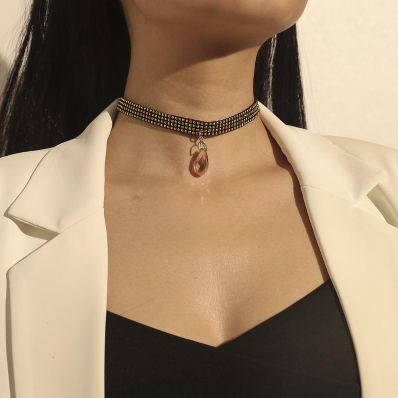 

Fashion Yellow Crystal Pendant Choker Necklace for Women Wedding Stretch Rhinestone Statement Necklace Accessories Jewelry