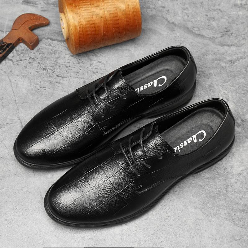 

flat informales men 2020 hot spring casual hombre male mens loafers man casuales wear genuine shoe causal Mens fashion sale for1, Black