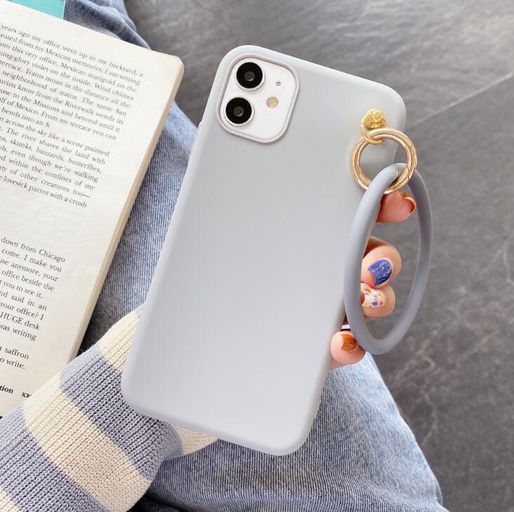 

mobile phone case /iPhone 12 pro max mobile phone case thickened solid color frosted soft cover new product luxury keychain