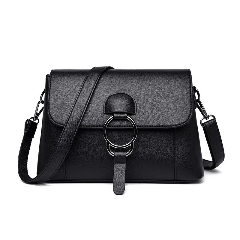 

2021 new spring and summer middle-aged mother female large-capacity messenger bag casual all-match shoulder bag, Black