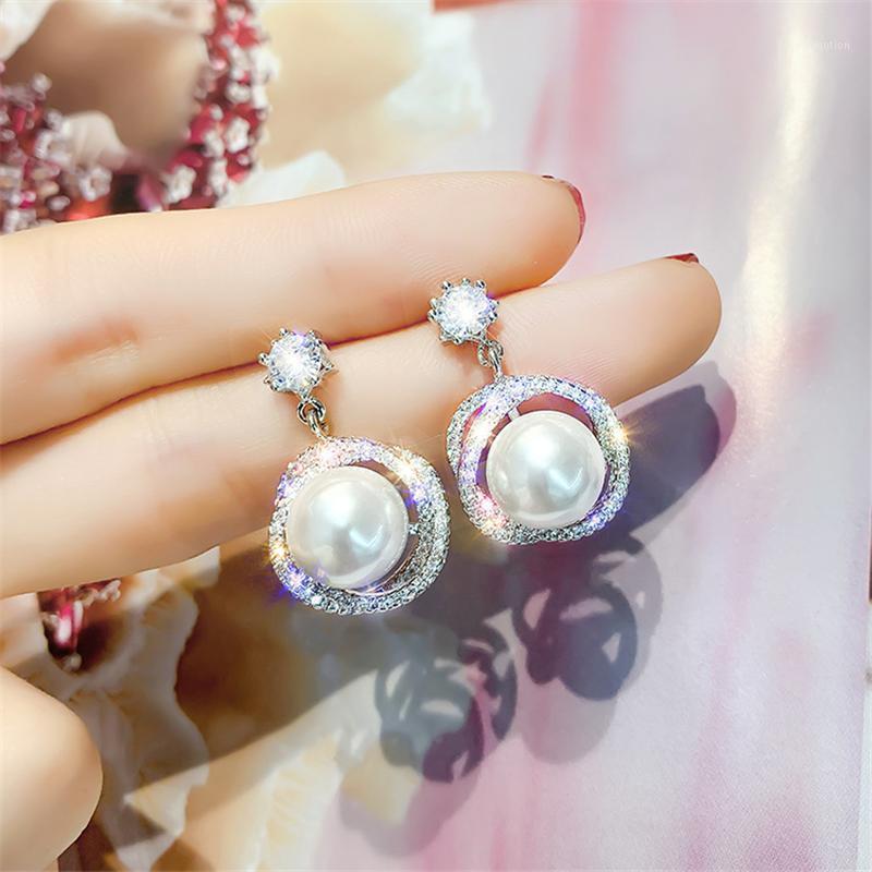 

New Hot Pearl Zircon Geometric Twist Drop Earrings For Women Fashion Jewelry Pendientes Statement Earrings Femme Bijoux Gifts1