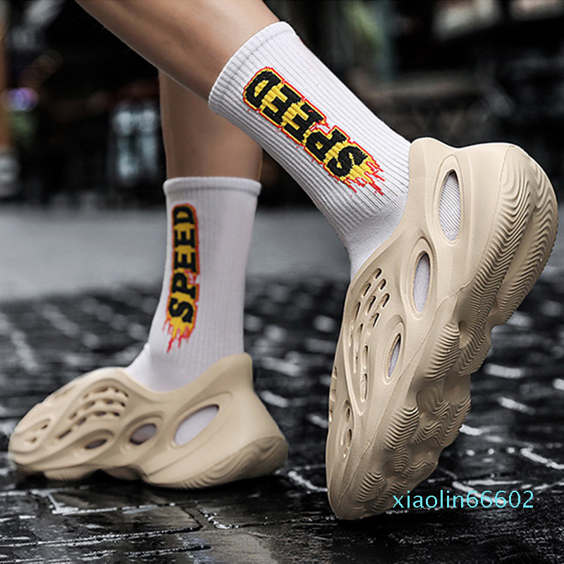

Fashion-CasualSummer Shoes Unisex Sandals Soft Mesh Couple Beach Slippers Swimming Foam Runners Comfort Flip-flops, Red