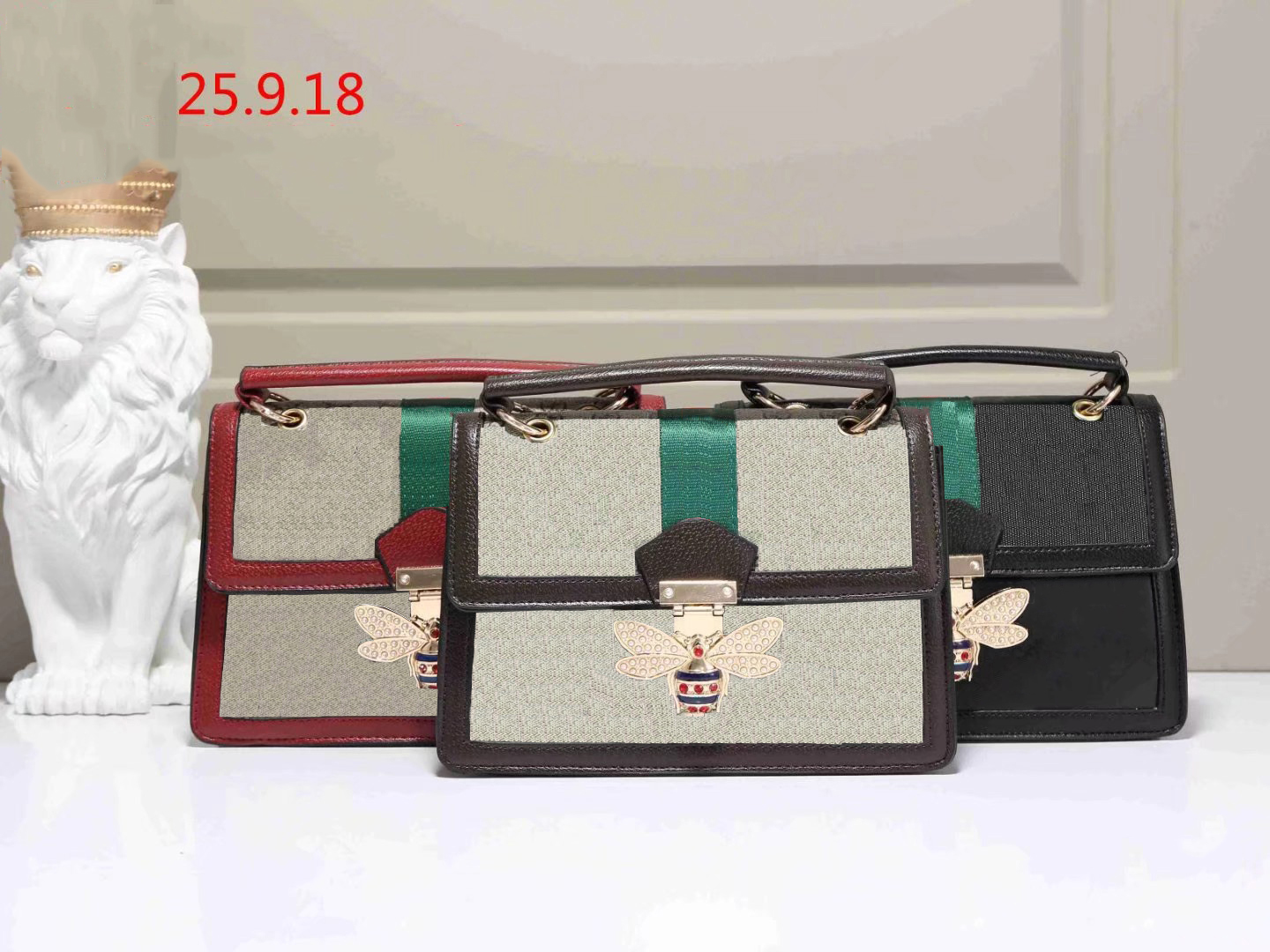 

Designer Handbags New Fashion Large-capacity Bee Bag Atmosphere Luxury Handbag Small Square Bag Wild Tide Shoulder Diagonal Handbag, Price diffrtence