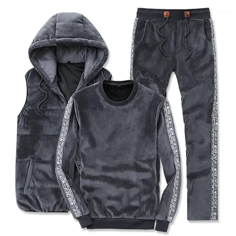 

Men Outdoor Sport Suit Winter Warm Tracksuits 3pcs/set 1751, Black