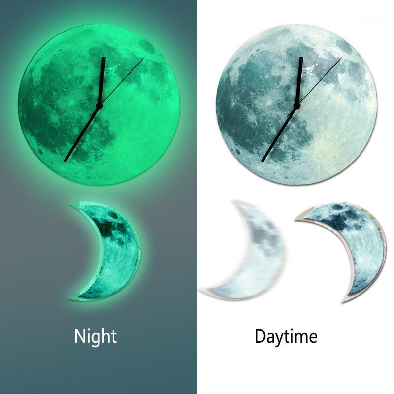 

Funlife Moon swinging Pendulum Glowing Wall Clock,Romantic Luminous Crescent Home Decor,Quartz Sweep Silence for Bedroom,30cm12'1