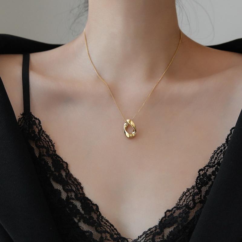

YUN RUO Never Fade Gold Plated Vintage Oval Pendant Necklace Fashion European Woman Jewelry Titanium Stainless Steel Accessory