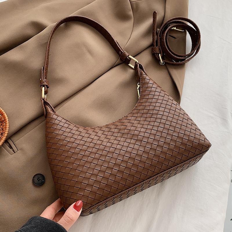 

Woven Small Shoulder Bag For Women 2020 Fashion High Quality Solid Crossbody Bag Designer Female Handbags Purse Trend, Black bag