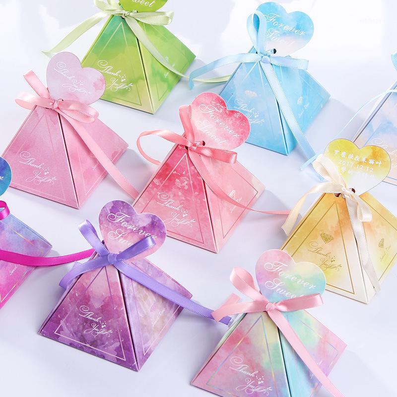

New Europe Triangular Pyramid Style Candy Box Wedding Favors Birthday Party Baby Shower Supplies Paper Gift Boxes Material"1