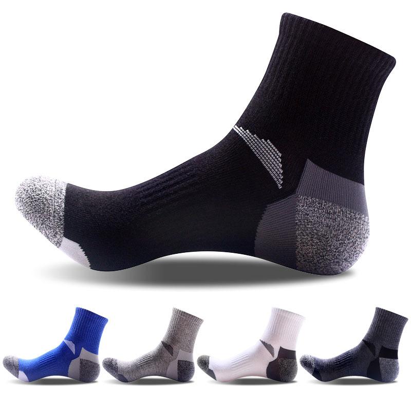 

5 Pairs/Lot Men's Socks Outdoor Mountaineering Sports Socks Basketball Cotton Men's Medium Tube Calcetines Hombre, Black