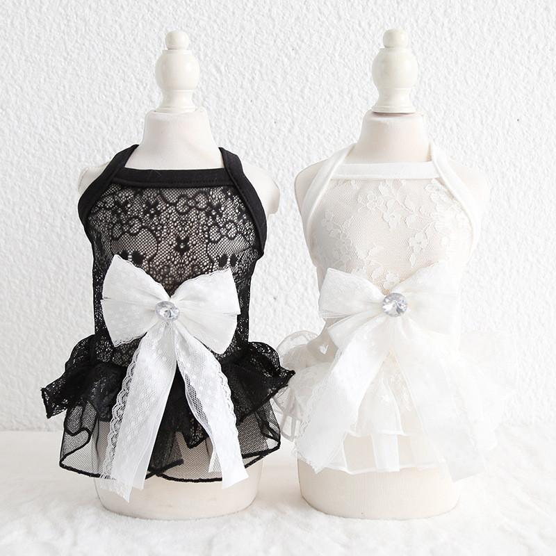 

2019 Sexy Dog Dress Summer Black White Hollow Lace Dresses Pearl Bow Tie Decor Pet Puppy Clothes Yorkie Terrier Skirt Clothing S1