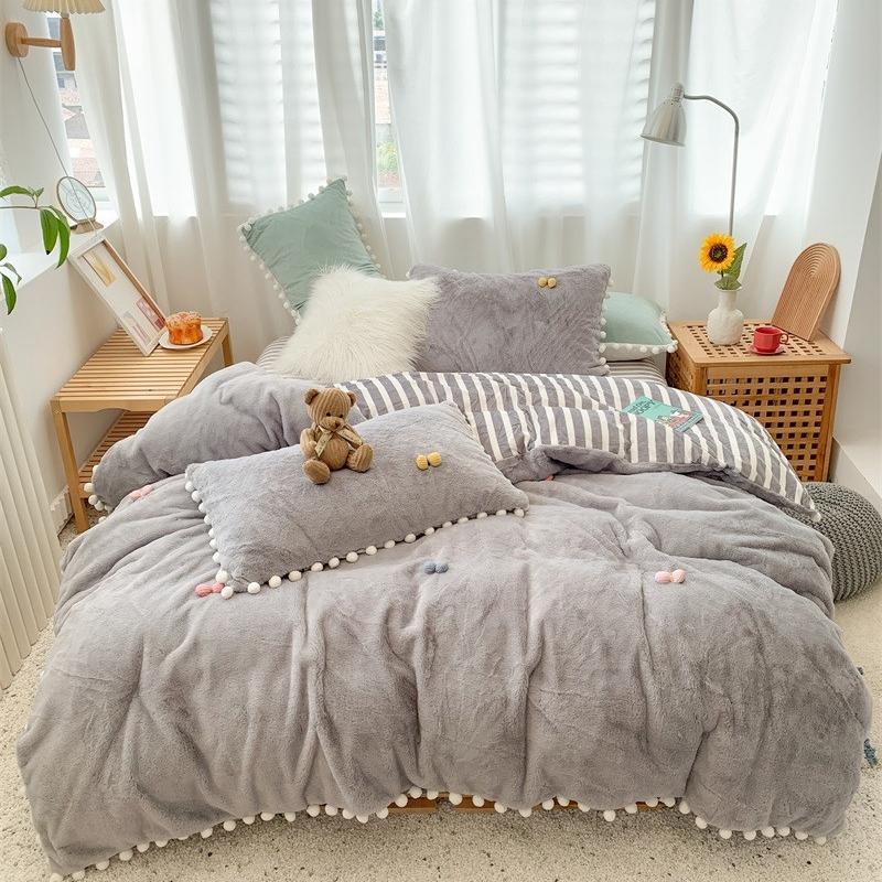 

6 Color Designs Grey Warm And Soft Fleece Fabric Winter Thick Warm Velvet Duvet Cover Bed Linen Fitted Sheet Pillowcases