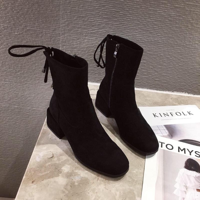 

The new winter 2020 cowhide boots the British wind with female short boots, Black