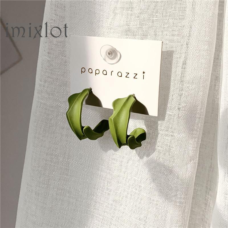 

Fashion temperament contracted semicircle geometric C shape earrings stud earrings jewelry accessories matcha green leaves1