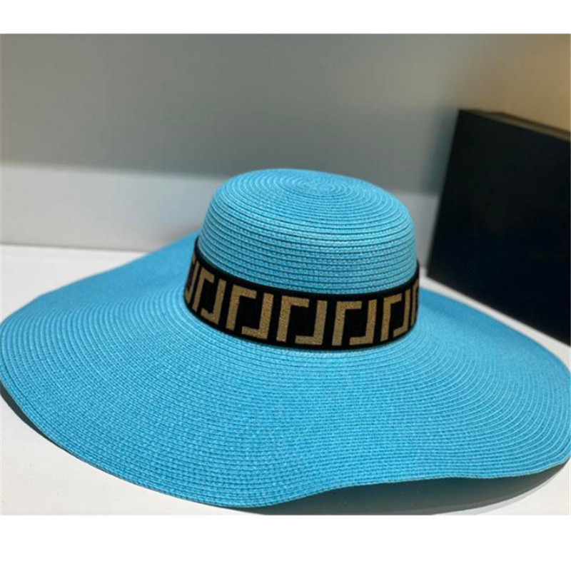 

Designer Womens Wide Brim Hats Beach Brand Womens Bucket Hat Holiday Sunshade Luxurys Designers Beanies Casquette Fitted Fedora Bonnet strawhat, Black1