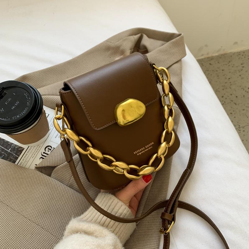 

Fashion Retro Small Bag Women 2021 New Version Of Wild Lock Fashion Chain Single Shoulder Messenger Mobile Phone Bag, Black