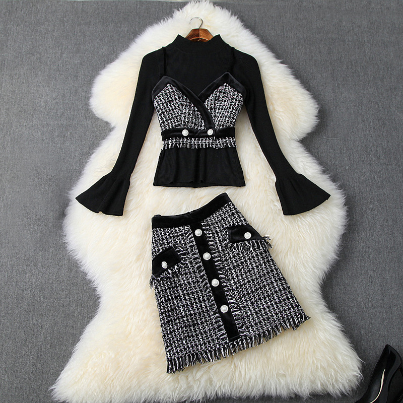 

2021 Fall Long Sleeve Crew Neck Black Knitted Top + Tweed Spaghetti Strap + Plaid Print Panelled Mini Skirt Three 3 Pieces Set O06T102651117652551, Multi